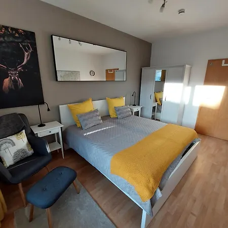 Abendsonne Mit Schwimmbad Und Sauna Fuer 2 Personen *