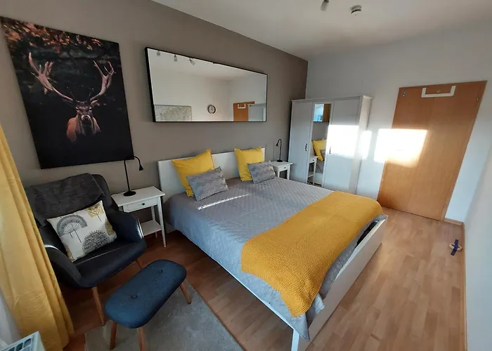 Abendsonne Mit Schwimmbad Und Sauna Fuer 2 Personen *